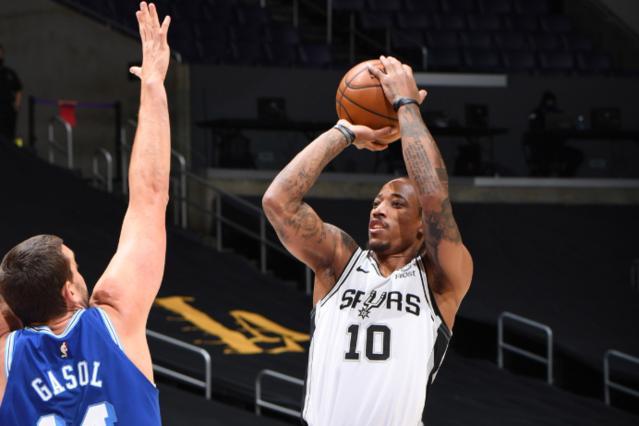 鲍尔默净资产1525亿美元,继续领跑北美体坛富豪榜:NBA三人跻身前五